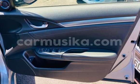 Tenga Tsaru Honda Civic Sirivha Mota in Harare in Harare Tenga Tsaru Honda Civic Sirivha Mota in Harare in Harare
