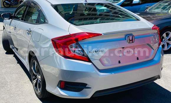 Tenga Tsaru Honda Civic Sirivha Mota in Harare in Harare Tenga Tsaru Honda Civic Sirivha Mota in Harare in Harare