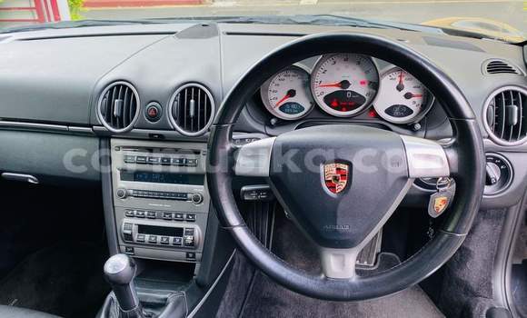 Tenga Tsaru Porsche Cayman Nhema Mota in Harare in Harare Tenga Tsaru Porsche Cayman Nhema Mota in Harare in Harare