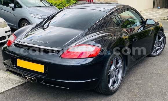 Tenga Tsaru Porsche Cayman Nhema Mota in Harare in Harare Tenga Tsaru Porsche Cayman Nhema Mota in Harare in Harare