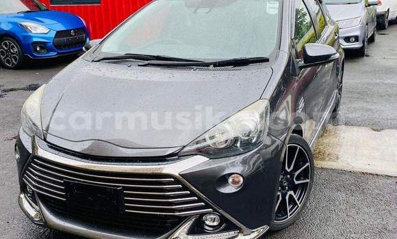 Buy Used Toyota Aqua Silver Car in Harare in Harare