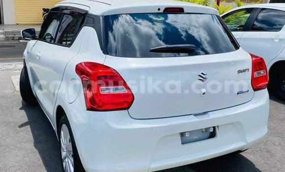 Buy Used Suzuki Swift White Car in Harare in Harare Buy Used Suzuki Swift White Car in Harare in Harare