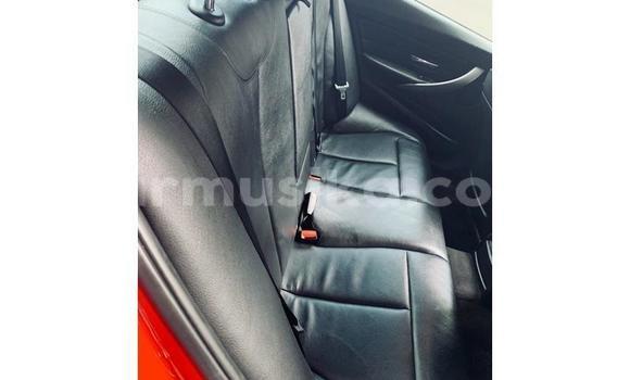 Tenga Tsaru BMW 3–Series Tsvuku Mota in Beitbridge in Matabeleland South Tenga Tsaru BMW 3–Series Tsvuku Mota in Beitbridge in Matabeleland South