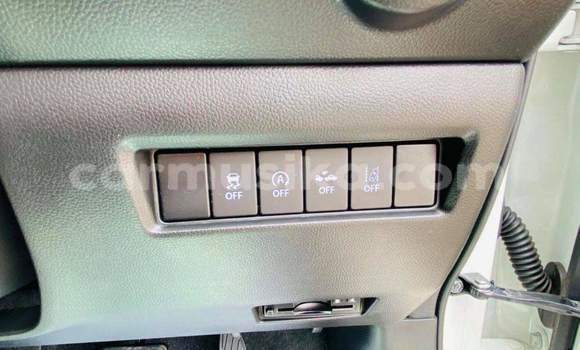 Buy Used Suzuki Swift White Car in Harare in Harare Buy Used Suzuki Swift White Car in Harare in Harare