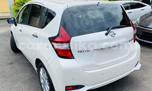 Tenga Tsaru Nissan Note Chena Mota in Beitbridge in Matabeleland South Tenga Tsaru Nissan Note Chena Mota in Beitbridge in Matabeleland South