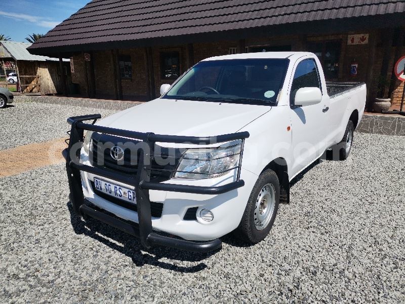 Big with watermark toyota hilux matabeleland south beitbridge 28806