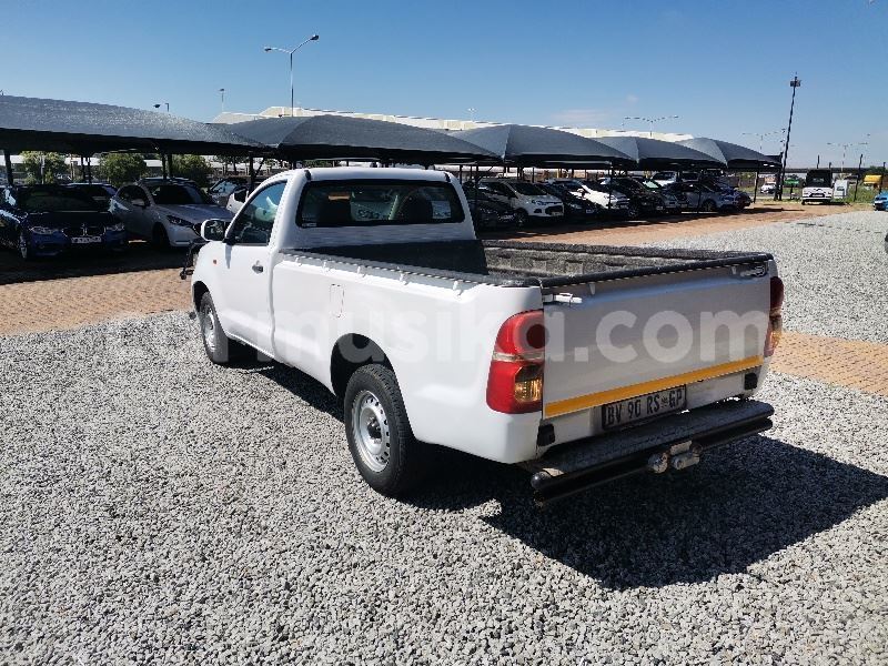 Big with watermark toyota hilux matabeleland south beitbridge 28806