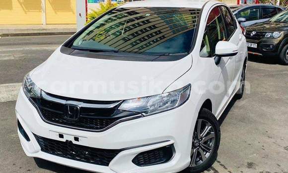 Tenga Tsaru Honda Fit Chena Mota in Harare in Harare