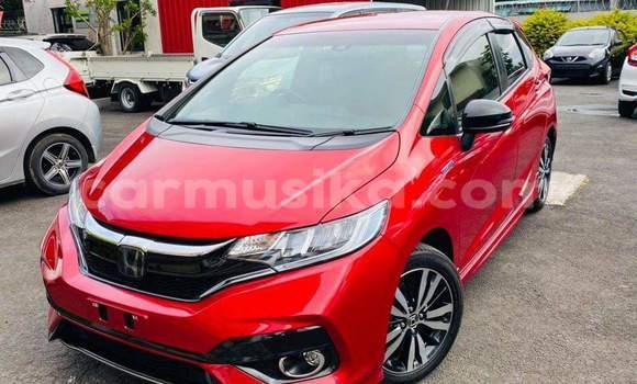 Tenga Tsaru Honda Fit Tsvuku Mota in Beitbridge in Matabeleland South