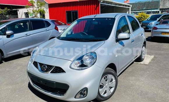 Acheter Occasion Voiture Nissan March Blanc à Harare, Harare