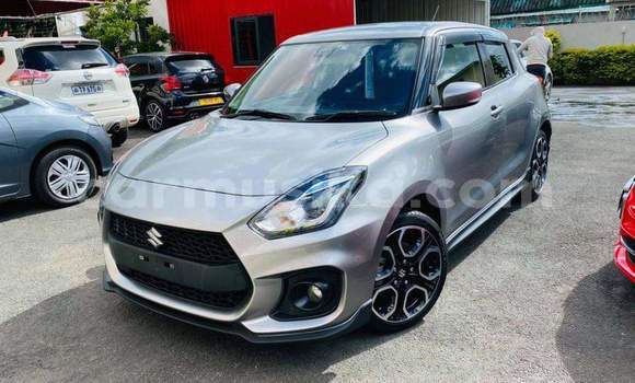 Buy Used Suzuki Swift Silver Car in Harare in Harare Buy Used Suzuki Swift Silver Car in Harare in Harare