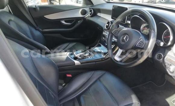 Acheter Occasion Voiture Mercedes‒Benz C–Class Gris à Beitbridge, Matabeleland South Acheter Occasion Voiture Mercedes‒Benz C–Class Gris à Beitbridge, Matabeleland South
