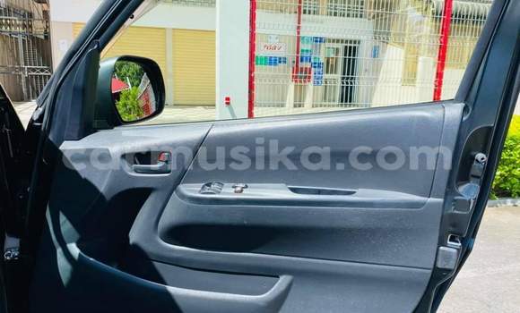 Buy Used Toyota Hiace Black Car in Beitbridge in Matabeleland South Buy Used Toyota Hiace Black Car in Beitbridge in Matabeleland South