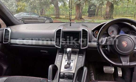 Tenga Tsaru Porsche Cayenne Beige Mota in Beitbridge in Matabeleland South Tenga Tsaru Porsche Cayenne Beige Mota in Beitbridge in Matabeleland South