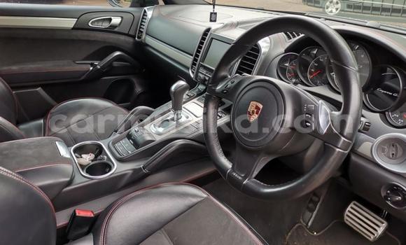 Tenga Tsaru Porsche Cayenne Beige Mota in Beitbridge in Matabeleland South Tenga Tsaru Porsche Cayenne Beige Mota in Beitbridge in Matabeleland South