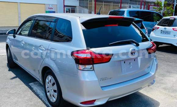 Acheter Occasion Voiture Toyota Corolla II Gris à Beitbridge, Matabeleland South Acheter Occasion Voiture Toyota Corolla II Gris à Beitbridge, Matabeleland South