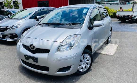 Tenga Tsaru Toyota Vitz Sirivha Mota in Beitbridge in Matabeleland South