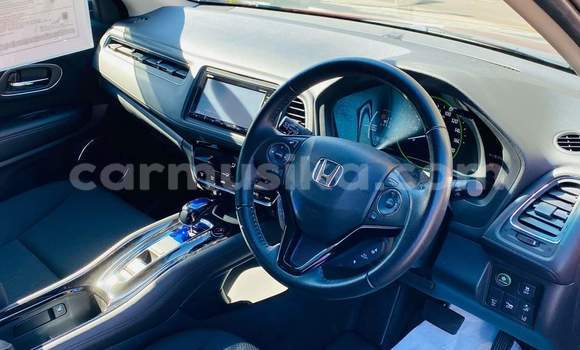 Buy Used Honda Vezel Red Car in Beitbridge in Matabeleland South Buy Used Honda Vezel Red Car in Beitbridge in Matabeleland South