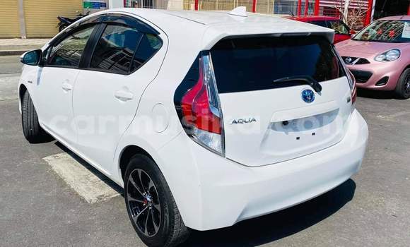 Tenga Tsaru Toyota Aqua Chena Mota in Gweru in Midlands Tenga Tsaru Toyota Aqua Chena Mota in Gweru in Midlands