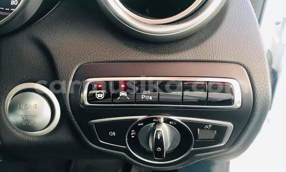 Tenga Tsaru Mercedes‒Benz C–Class Chena Mota in Harare in Harare Tenga Tsaru Mercedes‒Benz C–Class Chena Mota in Harare in Harare