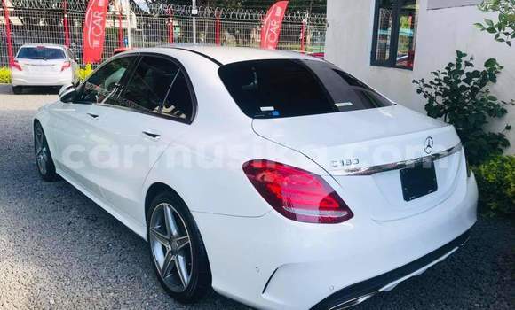 Tenga Tsaru Mercedes‒Benz C–Class Chena Mota in Harare in Harare Tenga Tsaru Mercedes‒Benz C–Class Chena Mota in Harare in Harare