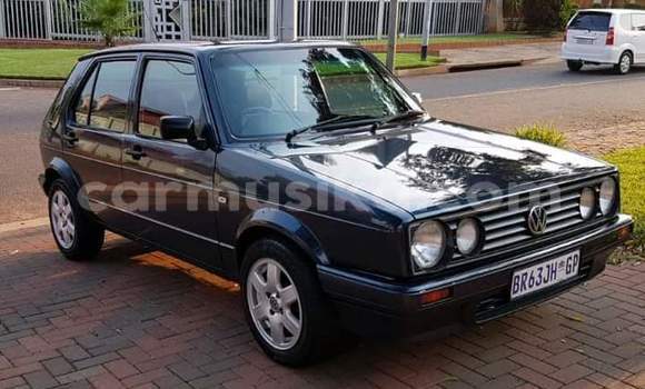 Buy Used Volkswagen Golf Blue Car in Beitbridge in Matabeleland South Buy Used Volkswagen Golf Blue Car in Beitbridge in Matabeleland South
