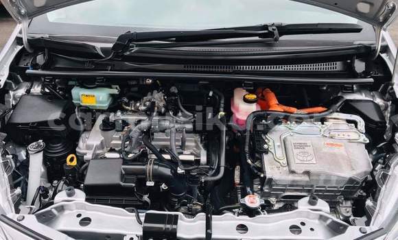 Buy Used Toyota Vitz Silver Car in Borrowdale in Harare Buy Used Toyota Vitz Silver Car in Borrowdale in Harare