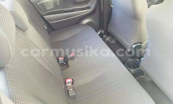 Tenga Tsaru Toyota Vitz Sirivha Mota in Beitbridge in Matabeleland South Tenga Tsaru Toyota Vitz Sirivha Mota in Beitbridge in Matabeleland South