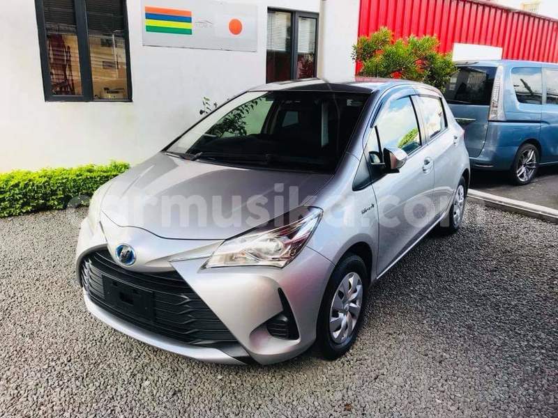 Big with watermark toyota vitz matabeleland south beitbridge 28882