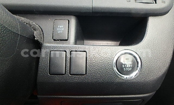 Acheter Occasion Voiture Toyota Voxy Blanc à Beitbridge, Matabeleland South Acheter Occasion Voiture Toyota Voxy Blanc à Beitbridge, Matabeleland South