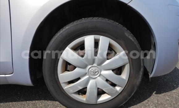 Acheter Occasion Voiture Toyota Vitz Bleu à Beitbridge, Matabeleland South Acheter Occasion Voiture Toyota Vitz Bleu à Beitbridge, Matabeleland South