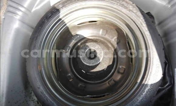 Acheter Occasion Voiture Toyota Vitz Bleu à Beitbridge, Matabeleland South Acheter Occasion Voiture Toyota Vitz Bleu à Beitbridge, Matabeleland South