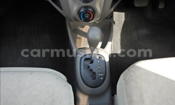 Acheter Occasion Voiture Toyota Vitz Bleu à Beitbridge, Matabeleland South Acheter Occasion Voiture Toyota Vitz Bleu à Beitbridge, Matabeleland South