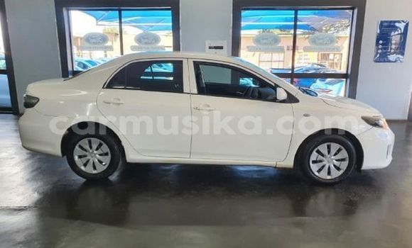 Acheter Occasion Voiture Toyota Corolla Blanc à Beitbridge, Matabeleland South Acheter Occasion Voiture Toyota Corolla Blanc à Beitbridge, Matabeleland South