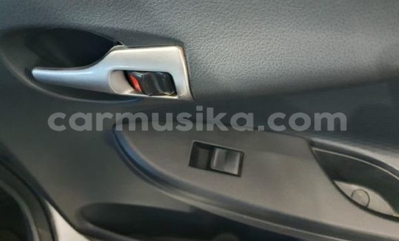 Acheter Occasion Voiture Toyota Corolla Blanc à Beitbridge, Matabeleland South Acheter Occasion Voiture Toyota Corolla Blanc à Beitbridge, Matabeleland South