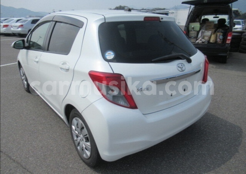 Big with watermark toyota vitz matabeleland south beitbridge 28896