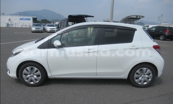 Tenga Tsaru Toyota Vitz Chena Mota in Beitbridge in Matabeleland South Tenga Tsaru Toyota Vitz Chena Mota in Beitbridge in Matabeleland South