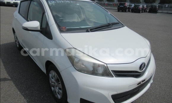 Tenga Tsaru Toyota Vitz Chena Mota in Beitbridge in Matabeleland South Tenga Tsaru Toyota Vitz Chena Mota in Beitbridge in Matabeleland South