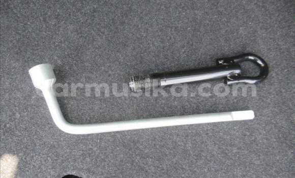 Tenga Tsaru Toyota Vitz Chena Mota in Beitbridge in Matabeleland South Tenga Tsaru Toyota Vitz Chena Mota in Beitbridge in Matabeleland South