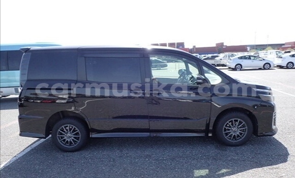 Tenga Tsaru Toyota Voxy Nhema Mota in Beitbridge in Matabeleland South Tenga Tsaru Toyota Voxy Nhema Mota in Beitbridge in Matabeleland South