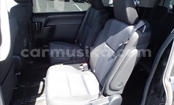 Tenga Tsaru Toyota Voxy Nhema Mota in Beitbridge in Matabeleland South Tenga Tsaru Toyota Voxy Nhema Mota in Beitbridge in Matabeleland South