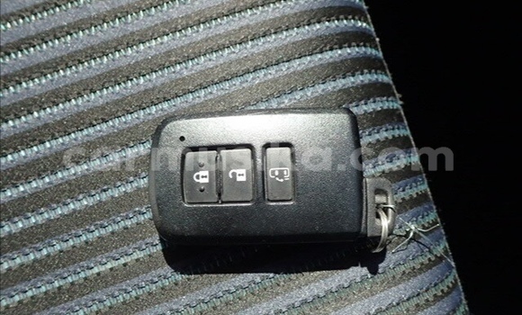 Tenga Tsaru Toyota Voxy Nhema Mota in Beitbridge in Matabeleland South Tenga Tsaru Toyota Voxy Nhema Mota in Beitbridge in Matabeleland South