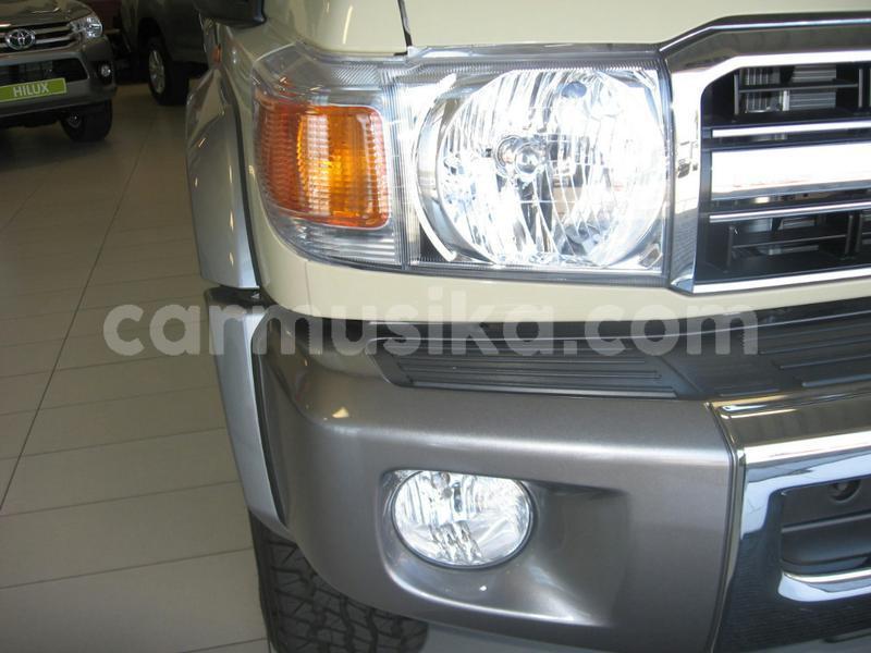 Big with watermark toyota land cruiser matabeleland south beitbridge 28904