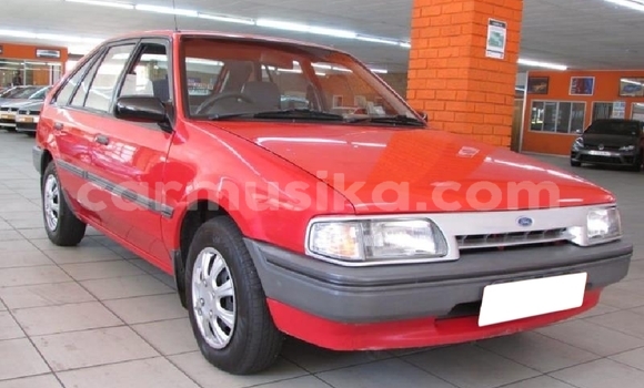 Nunua Ilio tumika Ford Laser Nyekundu Gari ndani ya Beitbridge nchini Matabeleland Kusini Nunua Ilio tumika Ford Laser Nyekundu Gari ndani ya Beitbridge nchini Matabeleland Kusini