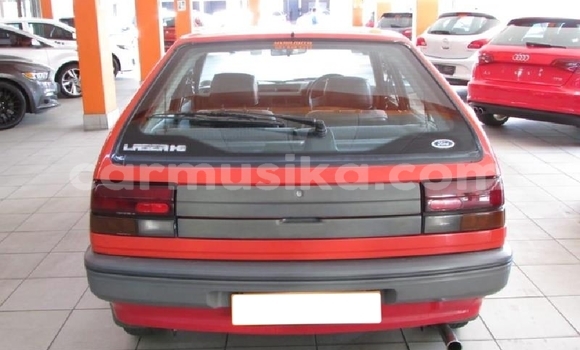 Nunua Ilio tumika Ford Laser Nyekundu Gari ndani ya Beitbridge nchini Matabeleland Kusini Nunua Ilio tumika Ford Laser Nyekundu Gari ndani ya Beitbridge nchini Matabeleland Kusini