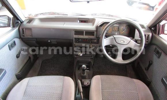 Nunua Ilio tumika Ford Laser Nyekundu Gari ndani ya Beitbridge nchini Matabeleland Kusini Nunua Ilio tumika Ford Laser Nyekundu Gari ndani ya Beitbridge nchini Matabeleland Kusini