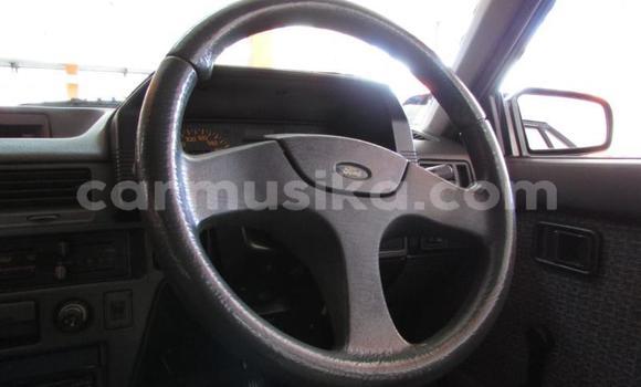 Nunua Ilio tumika Ford Laser Nyekundu Gari ndani ya Beitbridge nchini Matabeleland Kusini Nunua Ilio tumika Ford Laser Nyekundu Gari ndani ya Beitbridge nchini Matabeleland Kusini