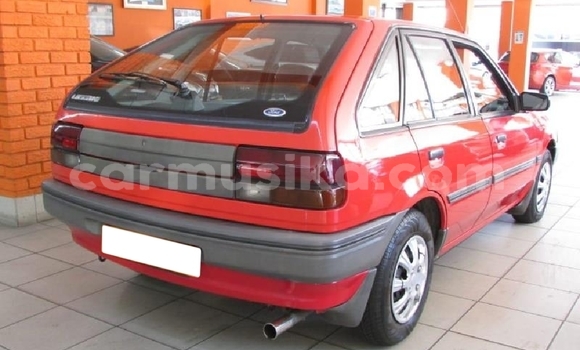 Nunua Ilio tumika Ford Laser Nyekundu Gari ndani ya Beitbridge nchini Matabeleland Kusini Nunua Ilio tumika Ford Laser Nyekundu Gari ndani ya Beitbridge nchini Matabeleland Kusini