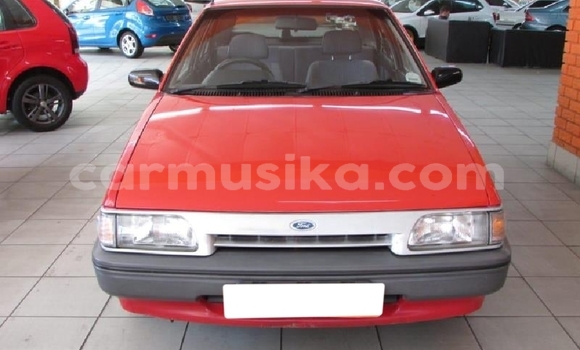 Nunua Ilio tumika Ford Laser Nyekundu Gari ndani ya Beitbridge nchini Matabeleland Kusini Nunua Ilio tumika Ford Laser Nyekundu Gari ndani ya Beitbridge nchini Matabeleland Kusini