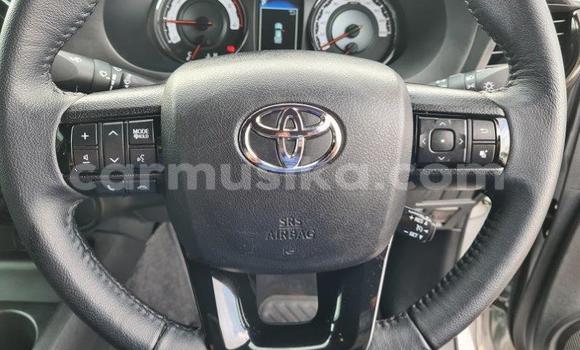 Buy Used Toyota Hilux Silver Car in Beitbridge in Matabeleland South Buy Used Toyota Hilux Silver Car in Beitbridge in Matabeleland South